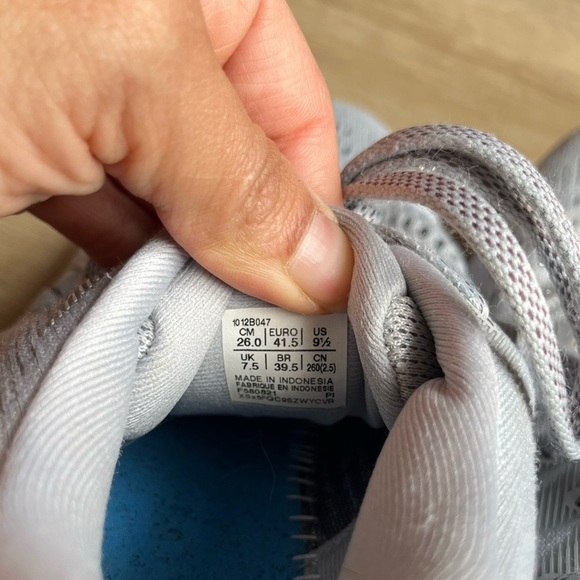 Asics Gel Kayano 28 Womens Size 9.5‎ Grey Running Shoes Sneakers - Picture 7 of 8